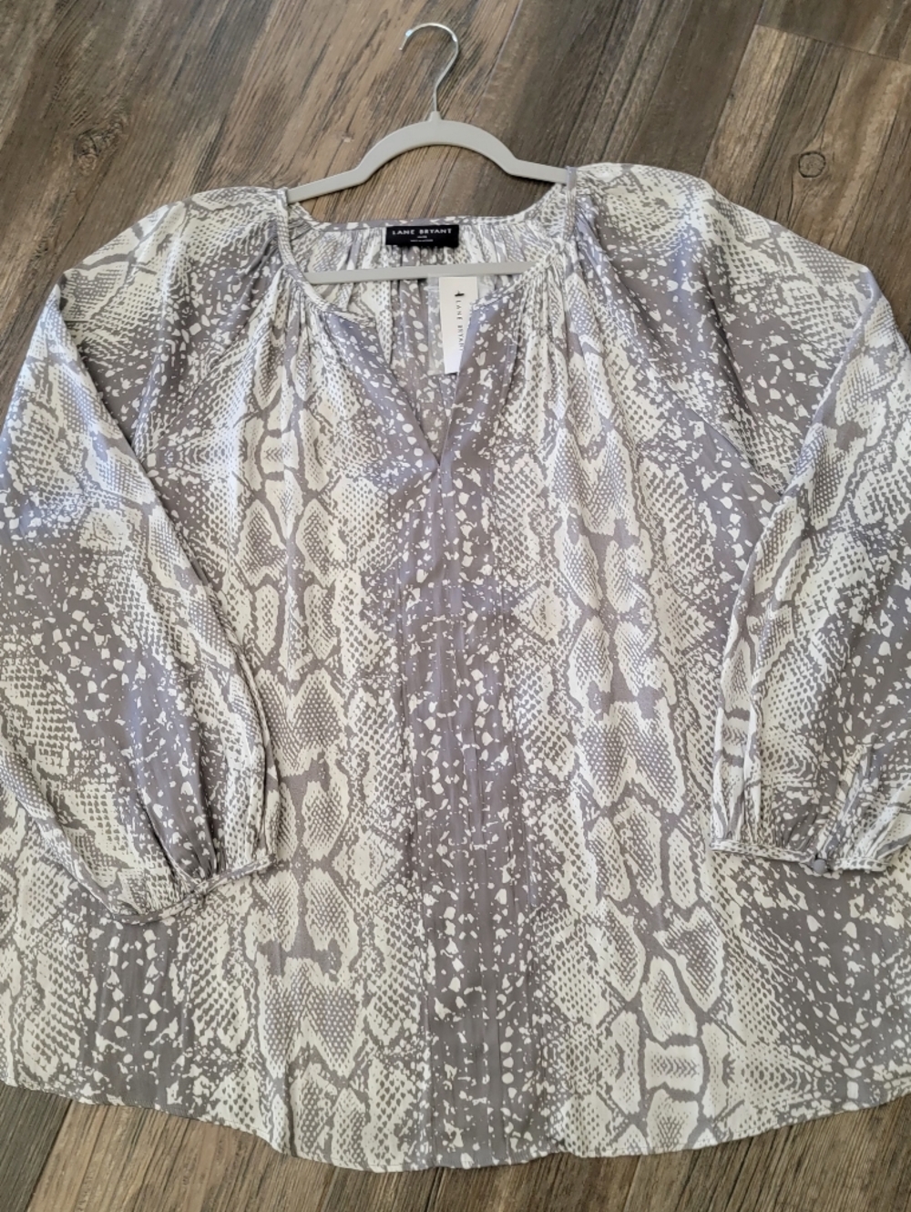Lane Bryant Gray & White Snake-Print Peasant Blouse